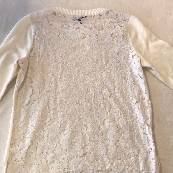 ✅Host Pick✅ The Limited Sweater, Size XS - Picture 4 of 5